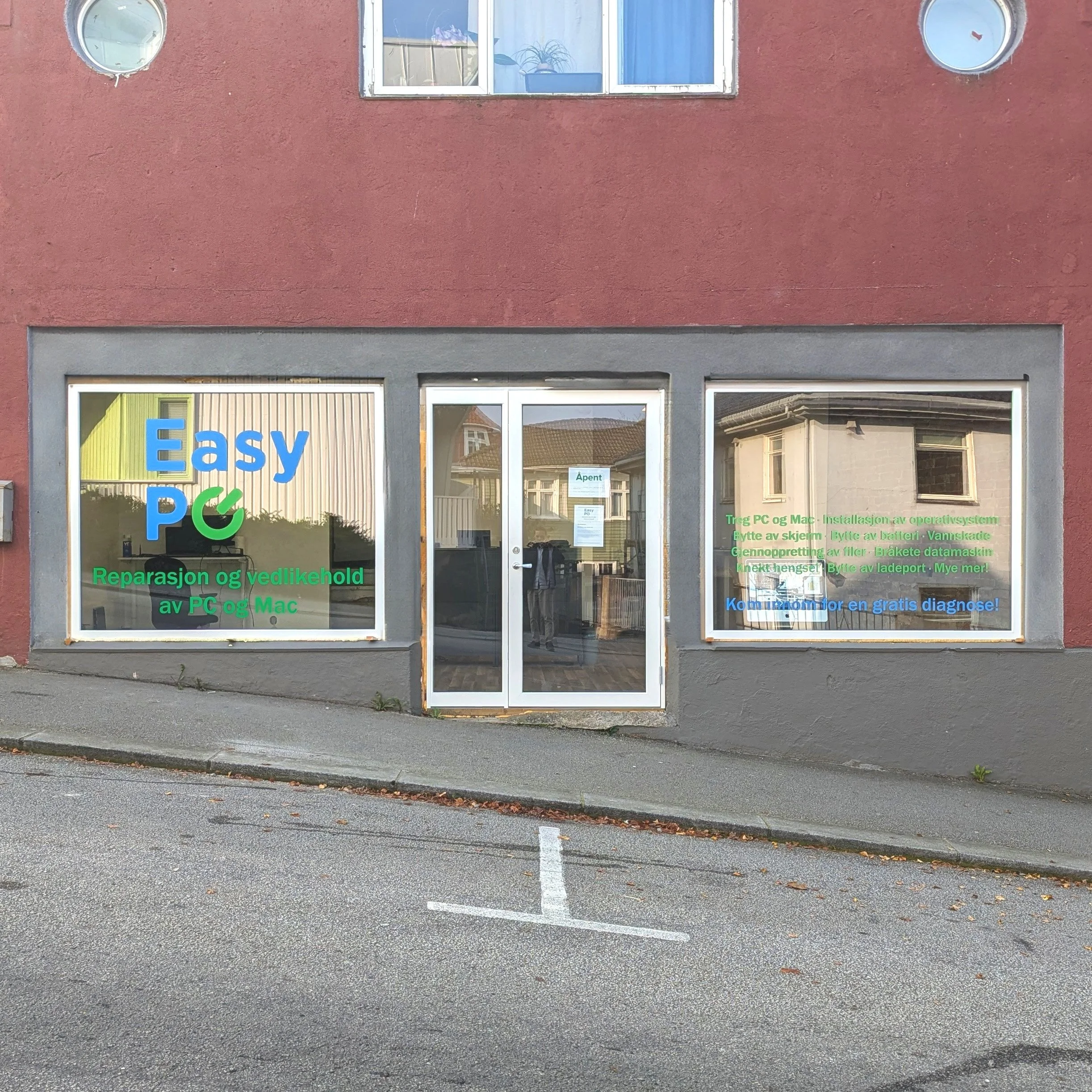 Repair status at EasyPC