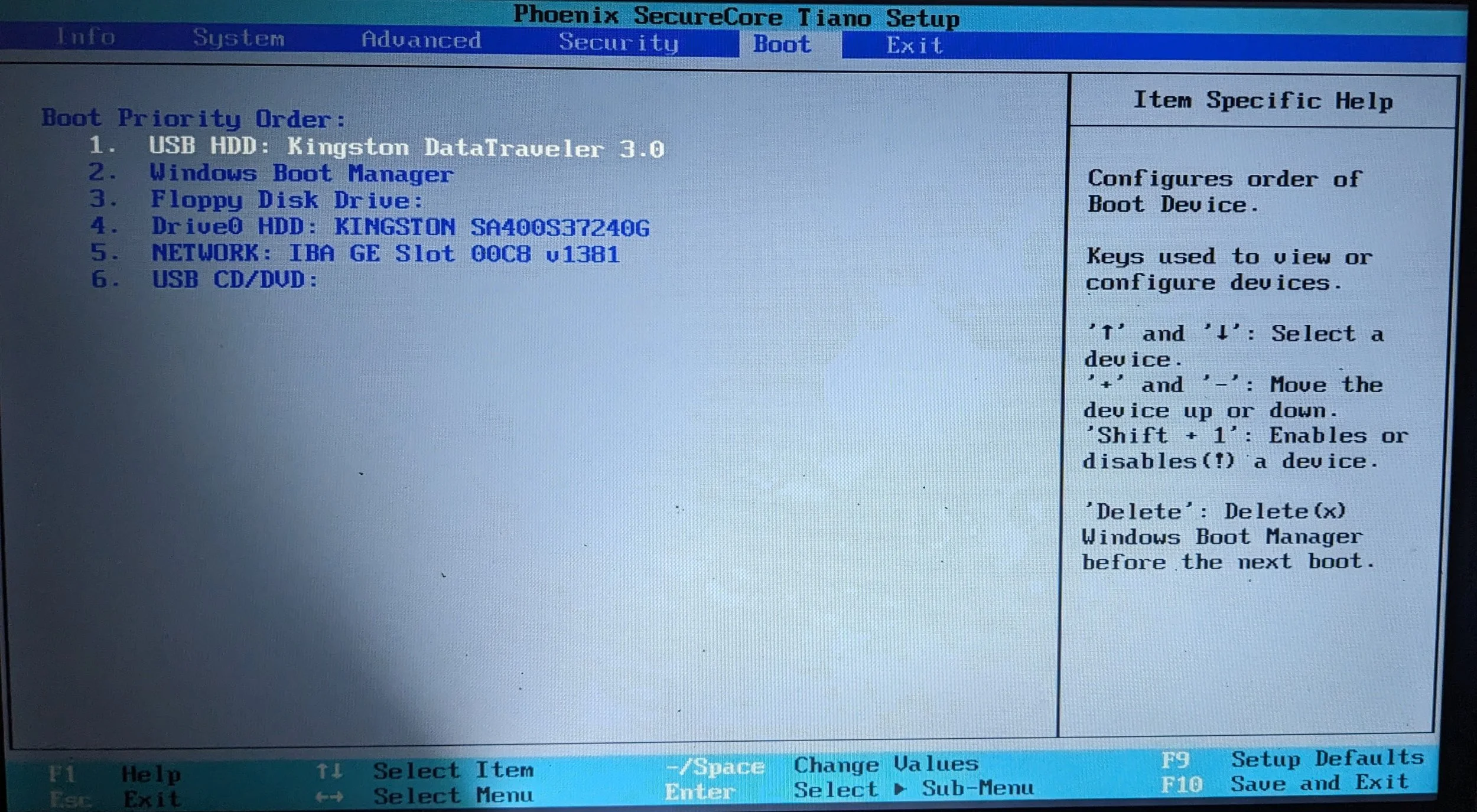 BIOS eller boot-meny for å starte Windows 11 fra USB