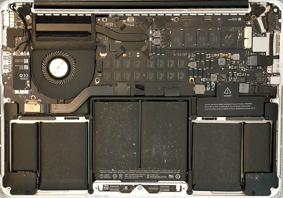 MacBook Pro batteri: kapasitet, helse og bytte hos EasyPC